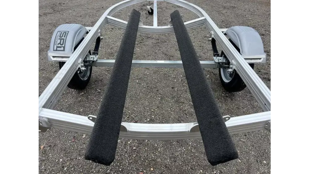 Shore Haven 4×14 Aluminium-Einachsanhänger für Wassermotorräder / Jetskis (2025) – Bild 3